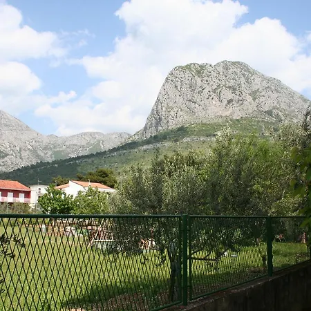Triple Zaostrog 2661a Pensión Veliki Drvenik